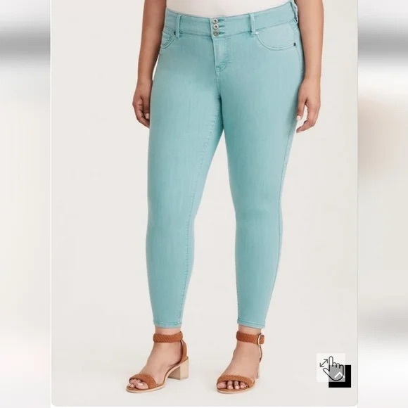 torrid Denim - Torrid All Day Jegging Pool Wash